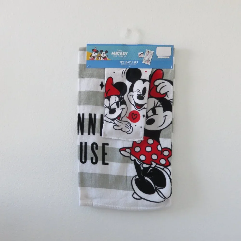 (#102) Disney Mickey and Minnie Mouse Love 2 Piece Bath Set